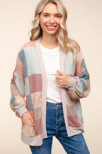 OVERSIZED PATCHWORK PRINT WITH SIDE POCKETS
