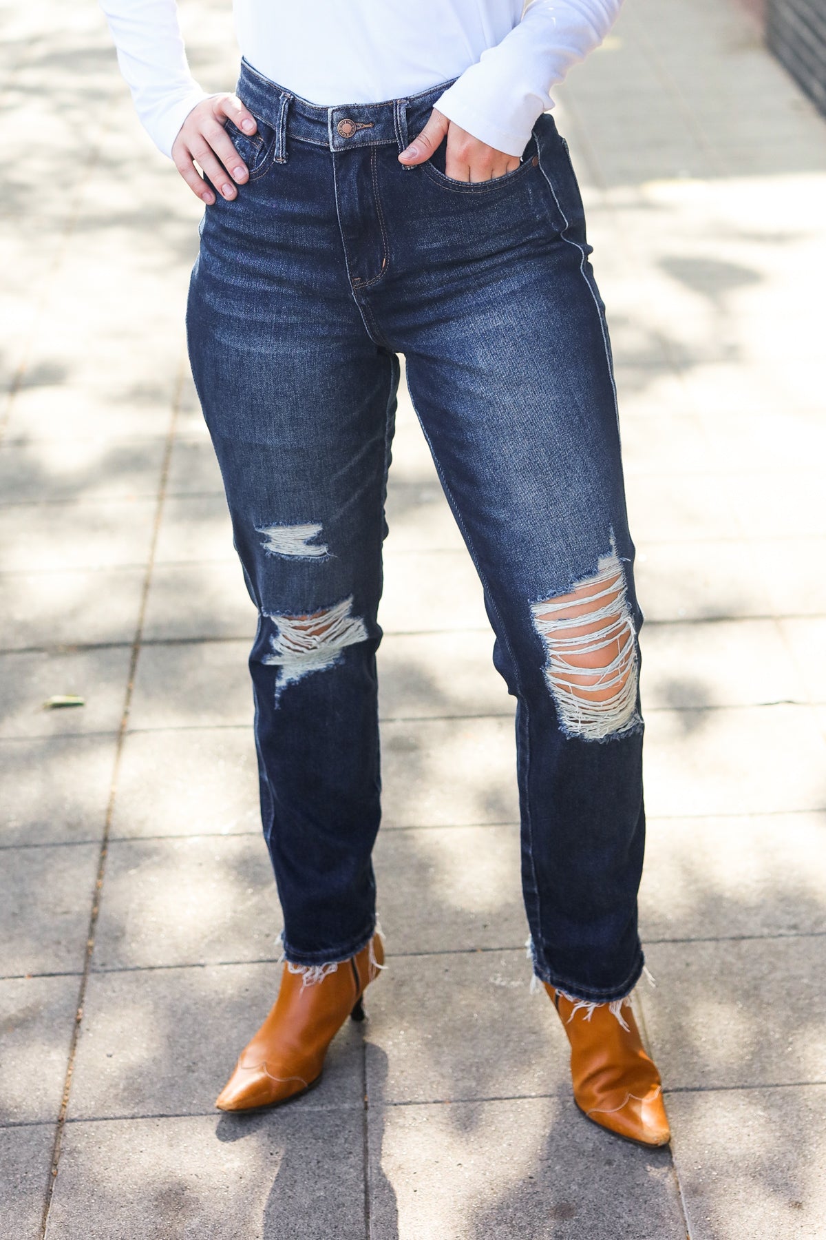 Judy Blue Dark Wash Mid Rise Distressed Straight Leg Jeans (Open Pack)
