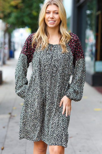 Black Ditzy Floral Bubble Sleeve Keyhole Woven Dress (Open Pack)