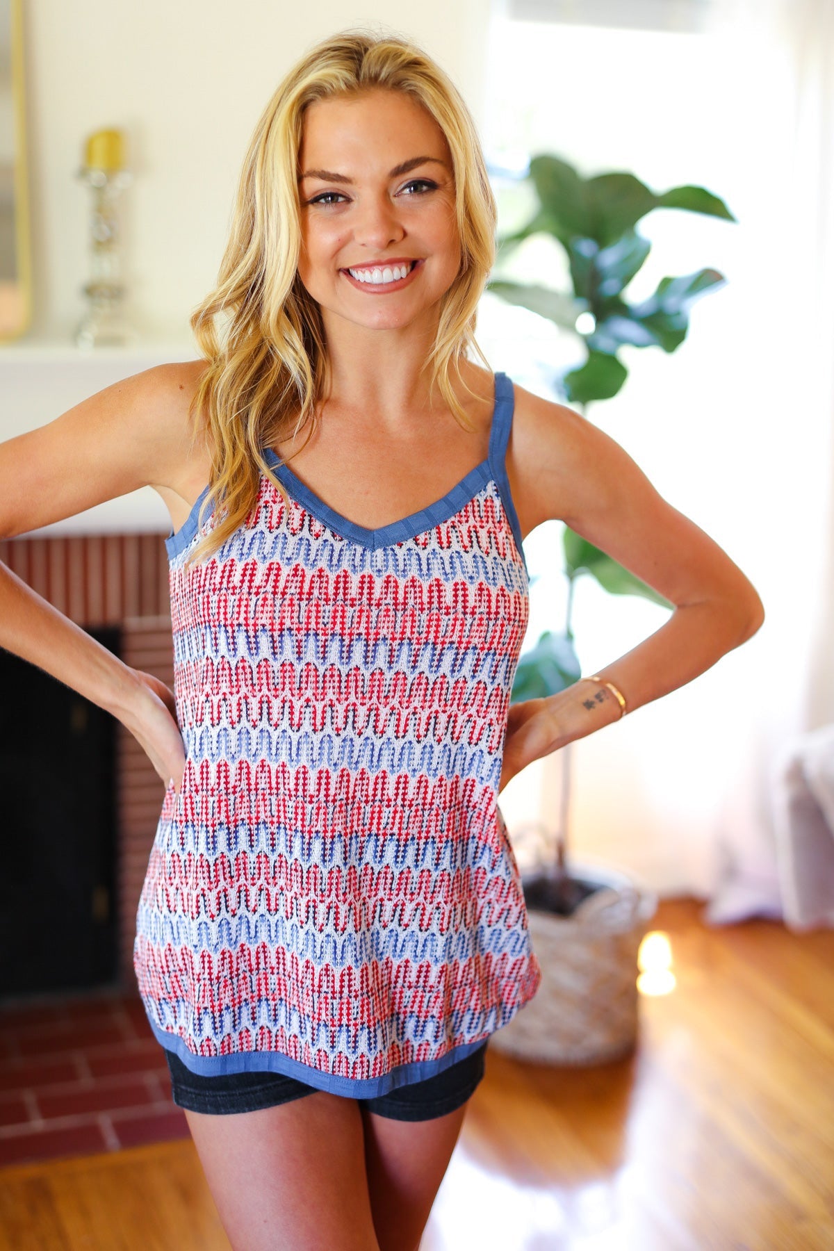 Red White & Blue Squiggly Striped Sleeveless Top (Open Pack)