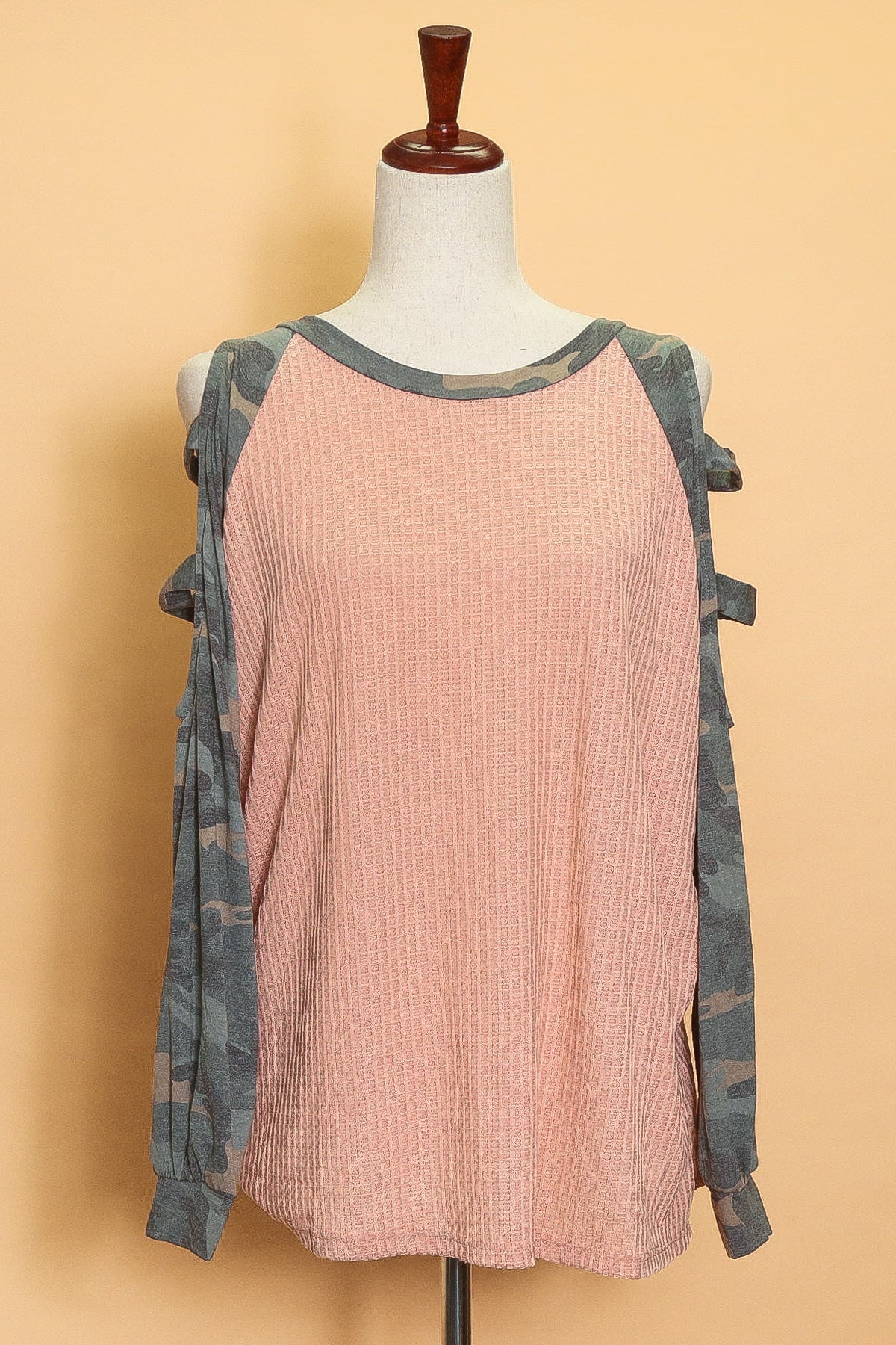 Plus Coral Camo Sleeve Exposed Shoulder Top (5pc)