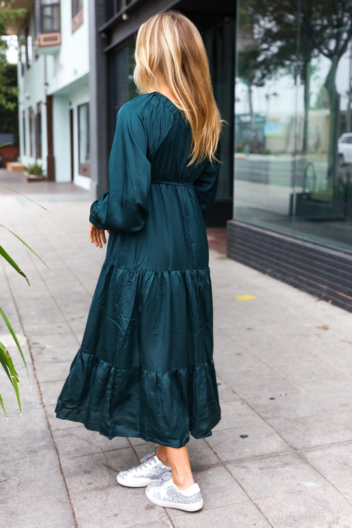 Elegant Hunter Green Elastic V Neck Tiered Satin Maxi Dress (Open Pack)