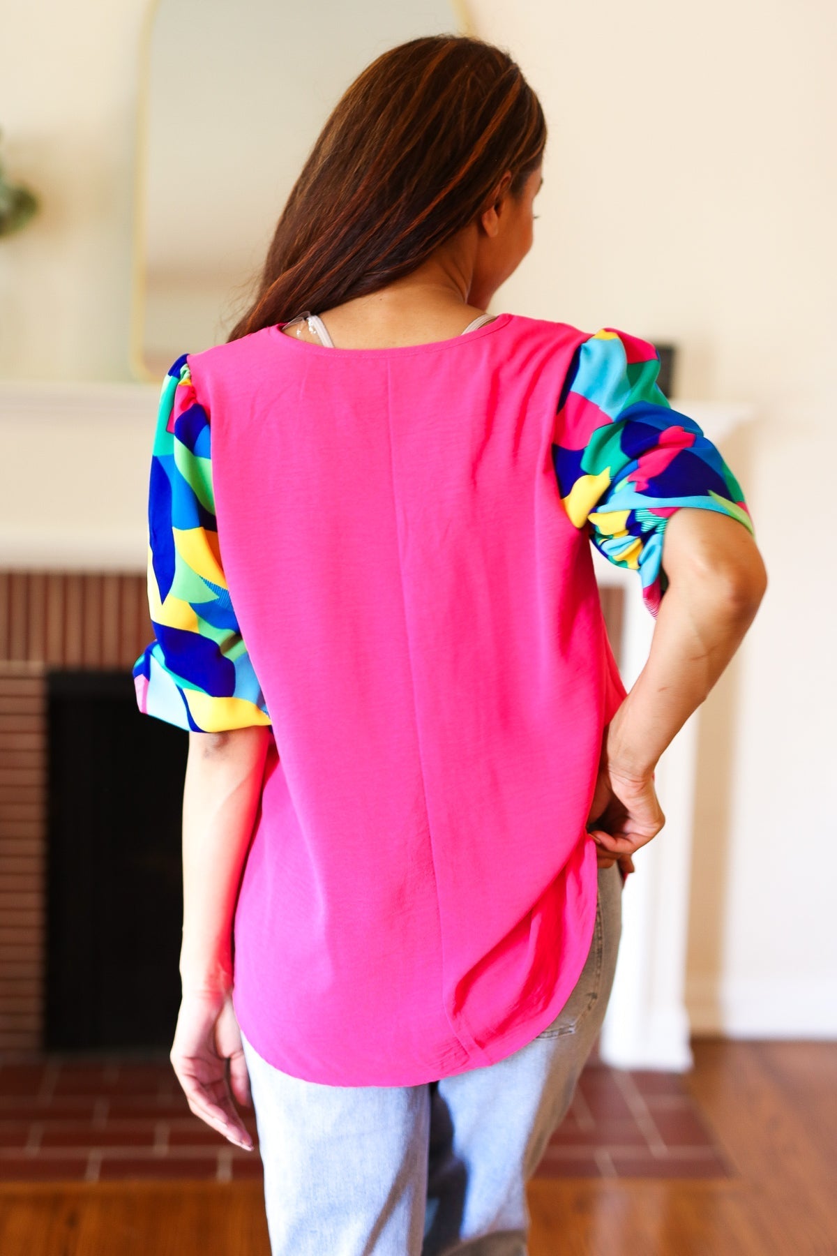 Tell Your Story Fuchsia Geo Print Puff Sleeve V Neck Top (Open Pack)