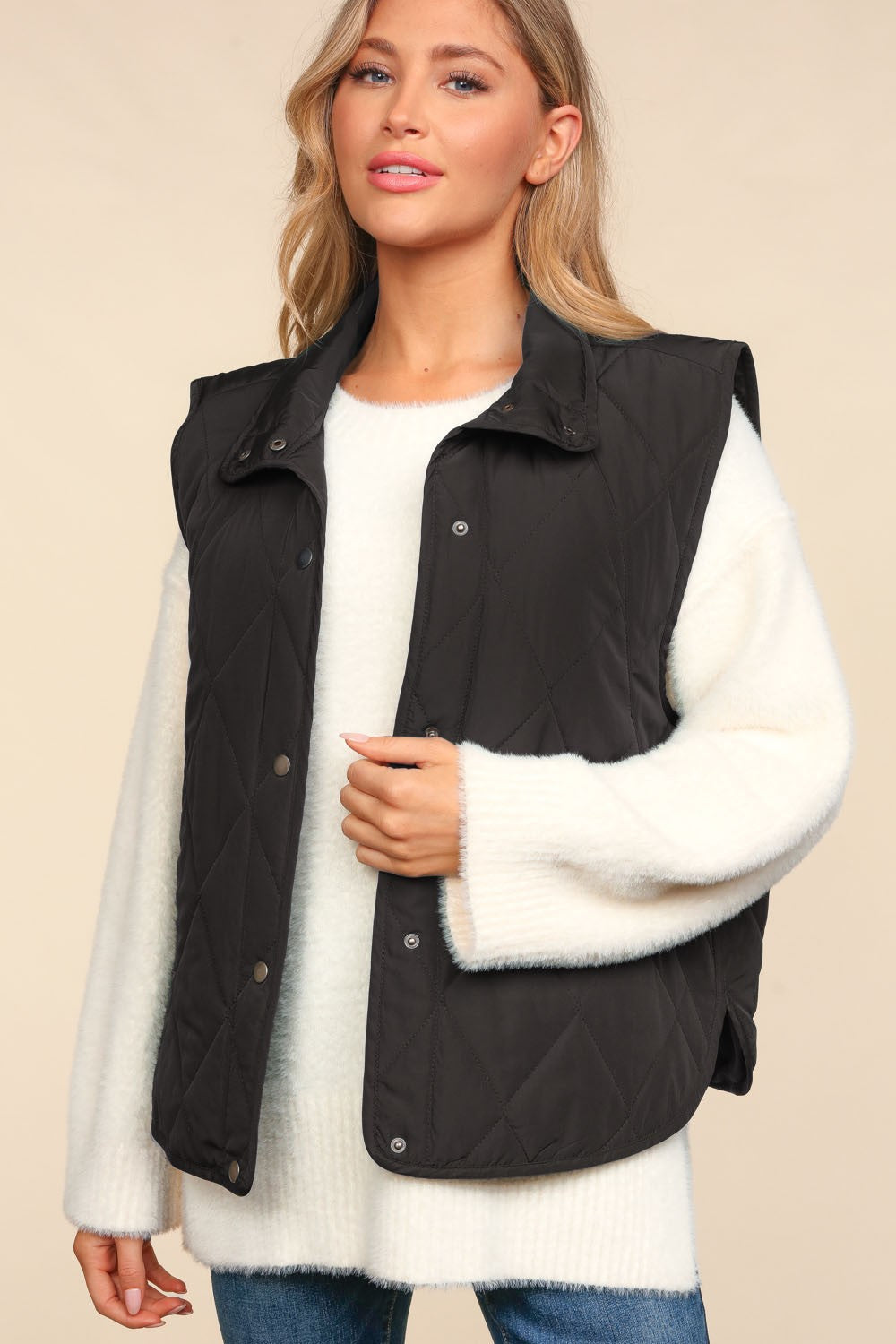 SNAP BUTTON DOWN QUILTED PUFFER VEST JACKET