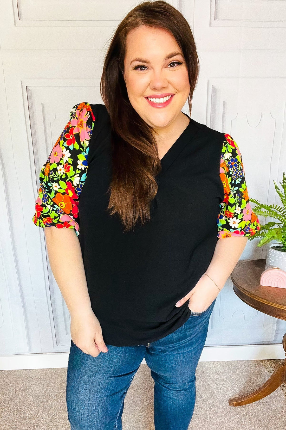 Eyes On You Black Floral Puff Sleeve V Neck Top (Open Pack)