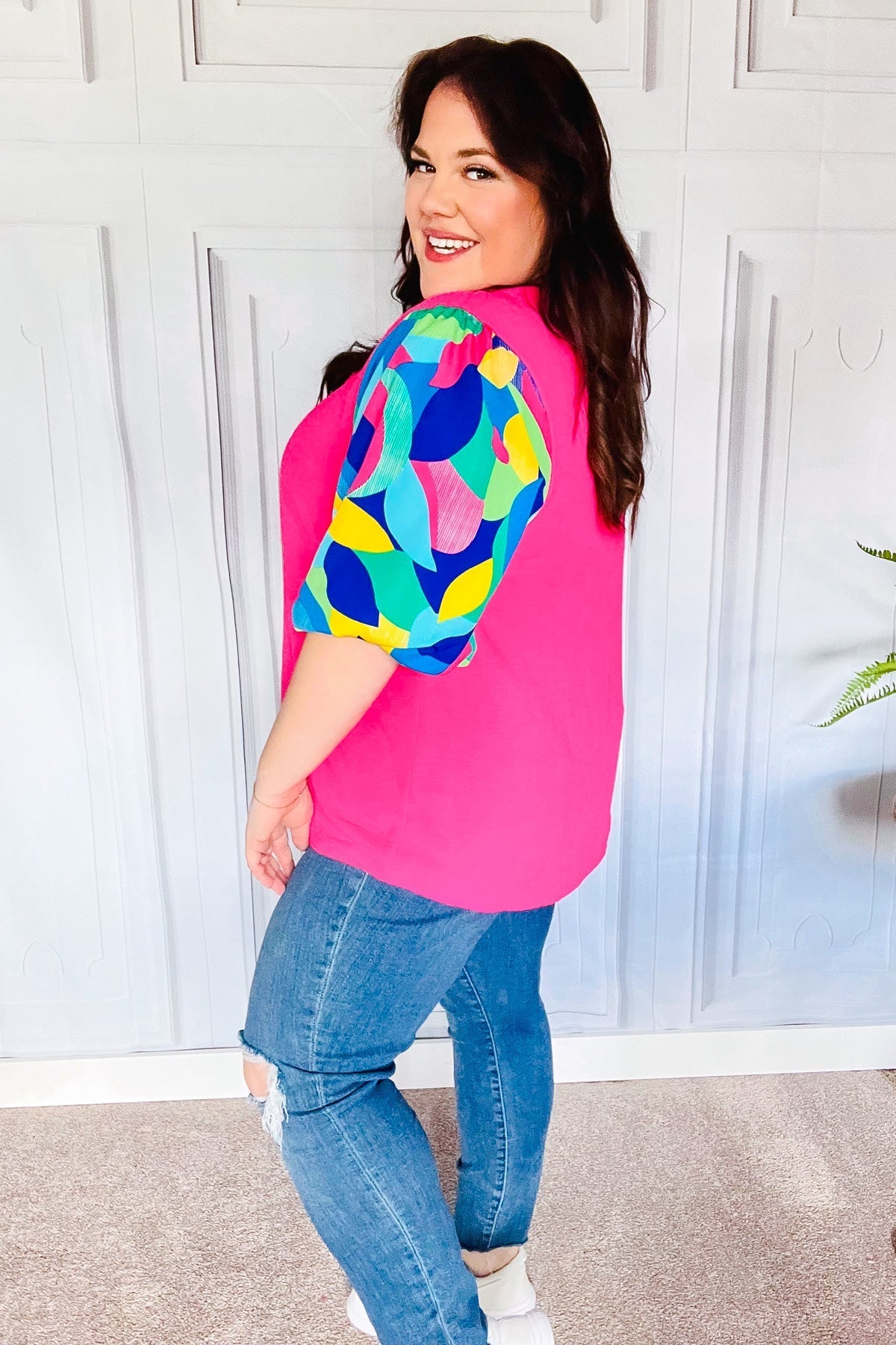 Tell Your Story Fuchsia Geo Print Puff Sleeve V Neck Top (Open Pack)
