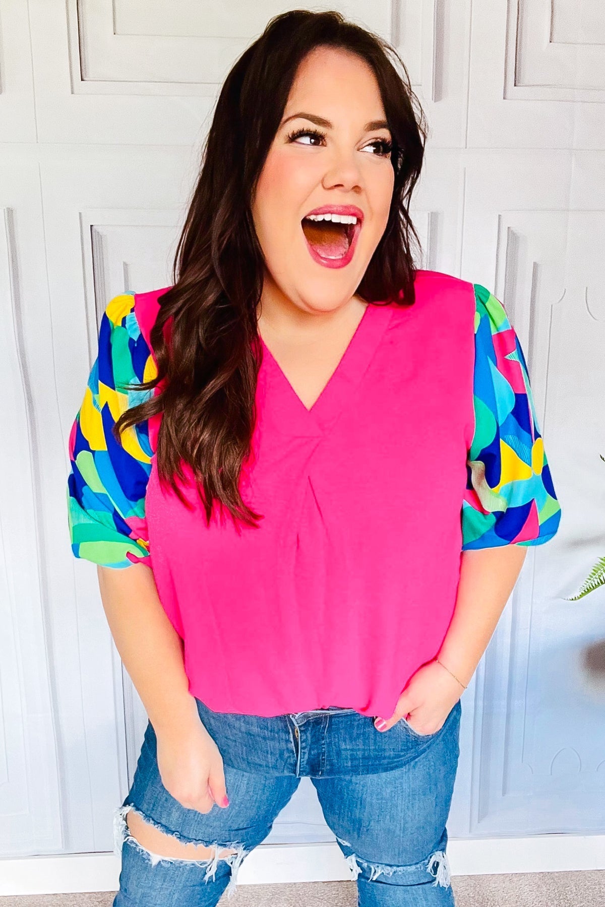 Tell Your Story Fuchsia Geo Print Puff Sleeve V Neck Top (Open Pack)