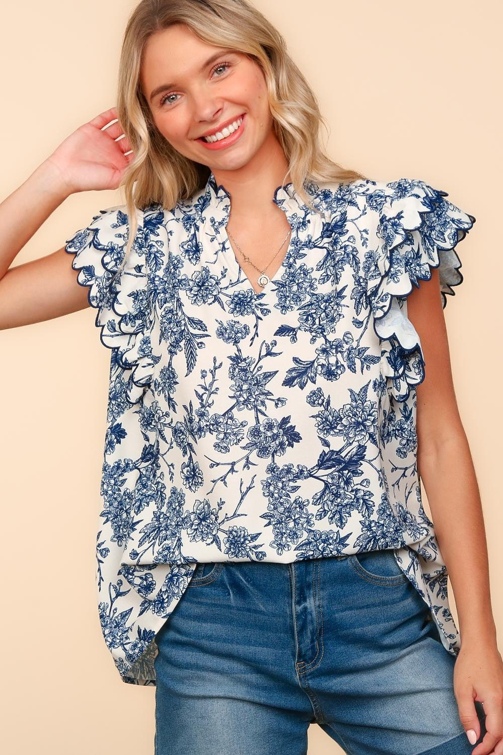 MOCK NECK WITH SCALLOP HEM FLORAL BLOUSE